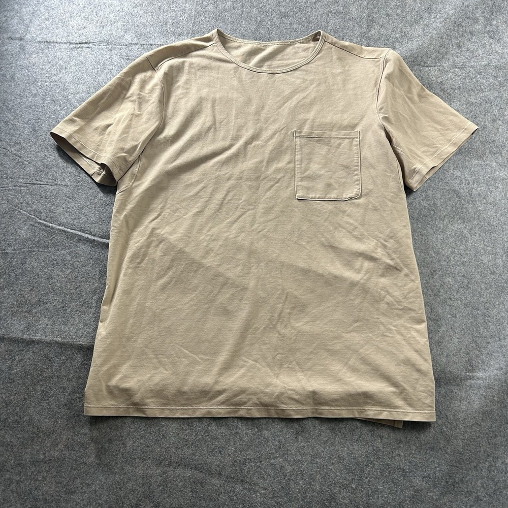 Lululemon Chest Pocket T Shirt Medium Beige Relaxed Minimalist Casual Basics Gym